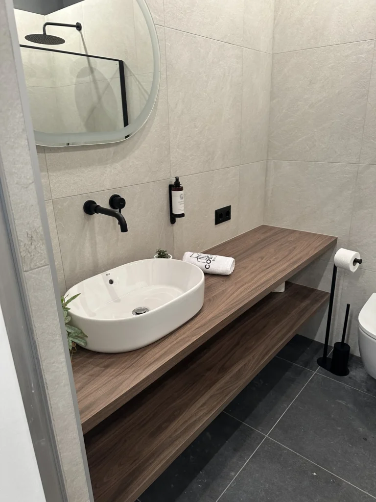 Kovikor Kft - Projekt 02 - Interior design - Fürdőszoba